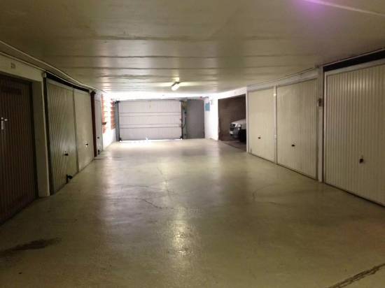 Location garage / parking - garage ferme - 118 rue de france