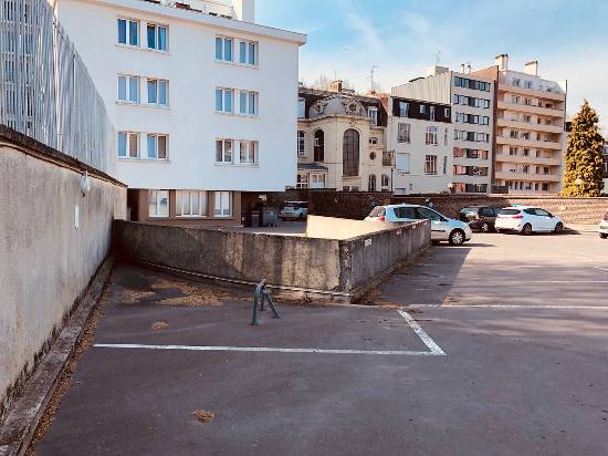 Location parking catho - Lille
