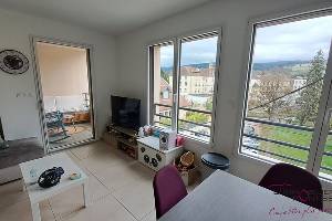 Pontarlier - centre-ville - appartement de type 3 - loggia -