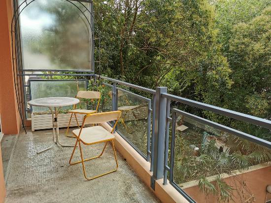Toulouse compans - t3 meublé de 65m2 avec balcon 8m2 et park