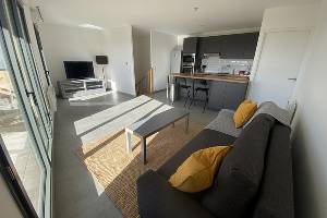 Aix en provence : location appartement t3 en duplex meublé a