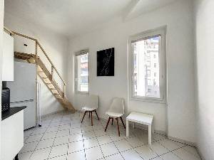 location-location-appartement-26-m2-2-pieces-1-chambre-location-2p-vide-chambrun