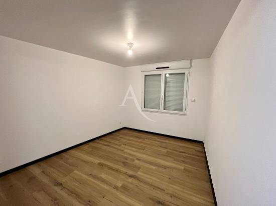 Location appartement salies 2 pièce(s) 41.28 m2