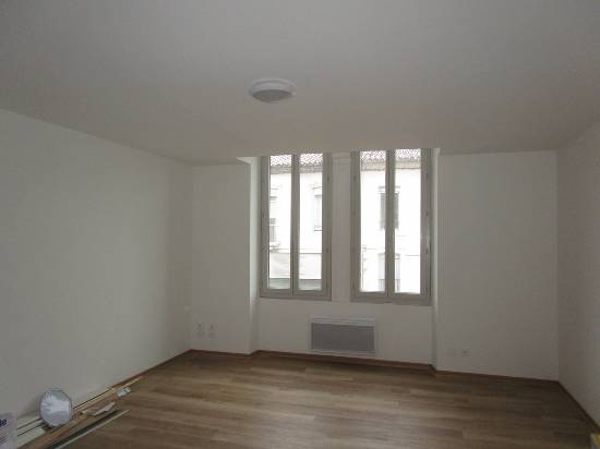 Location appartement refait de neuf - Carcassonne