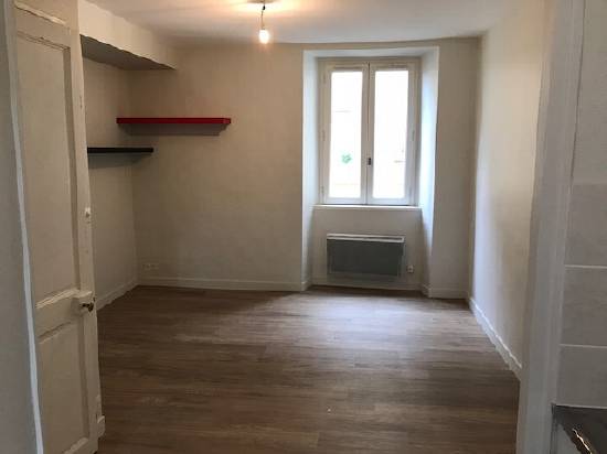 Location t2 ultra centre - mairie - Laval