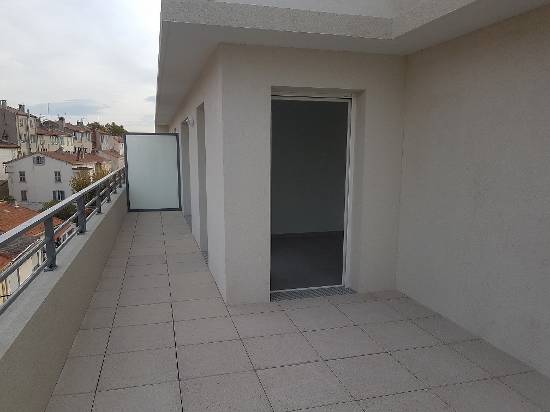 Location nouveau - residence recente - Toulon