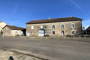 Location ferme spacieuse 4 chambres - lantenot (70200)