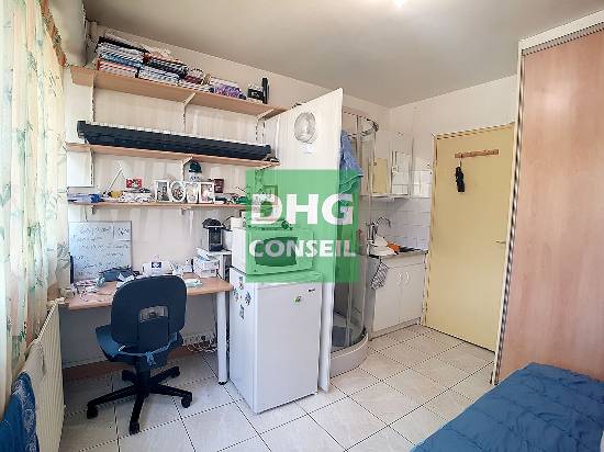 Location 71850 charnay les macon studio meuble 10m2 + parking