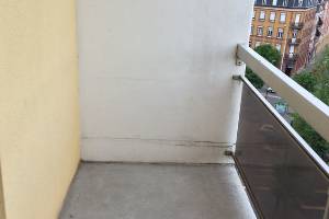 Location esplanade - 1 pièce avec balcon et parking