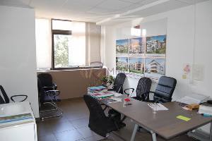 Aix centre - bureaux de 250 m2 aménagés et entièrement rénov