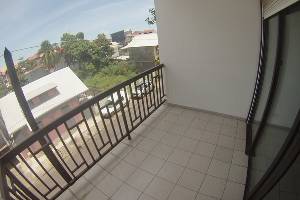 Location appartement f1 au centre ville - Cayenne