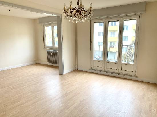Appartement 3 pièces de 82m2 à louer à souffelweyersheim