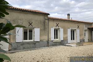 Location maison plain-pied en campagne - Vignolles