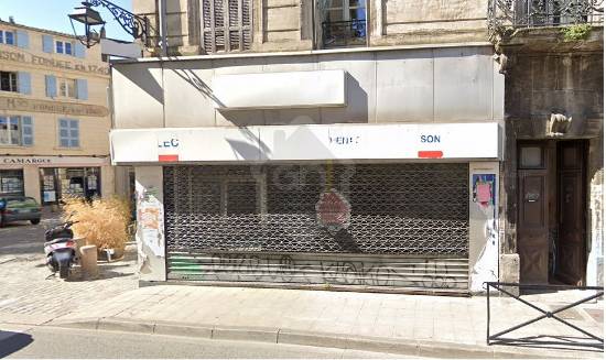 Location arles centre local commercial - Arles