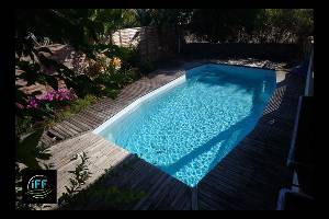 Lotissement bois d'Éponge  villa de type 5 avec piscine
