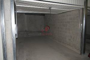 Location garage 13.5m2 la seyne sur mer 100 euros /mois cc