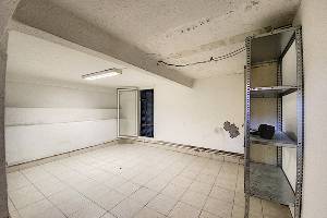 Location commerce, 32 m2, 2 pièces - liberation - a raynaud - local commercial