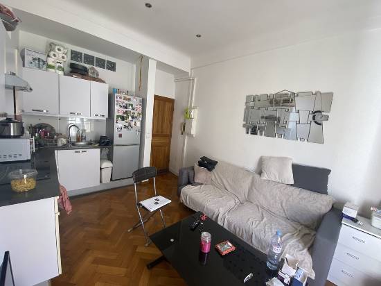Location appartement, 30 m2, 2 pièces, 1 chambre - 2 pieces avec balcon et cave magnan