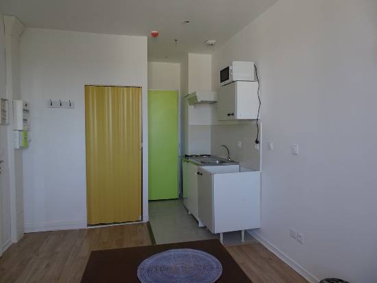 Location appartement, 16 m2, 1 pièces - studio meublé à aurignac