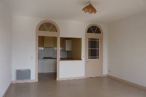Location appartement, 75 m2, 3 pièces, 2 chambres - appartement t3 à aurignac avec balcon