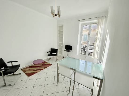 Location appartement, 46 m2, 3 pièces, 2 chambres - nice le port - bonaparte - 3 pieces a lou