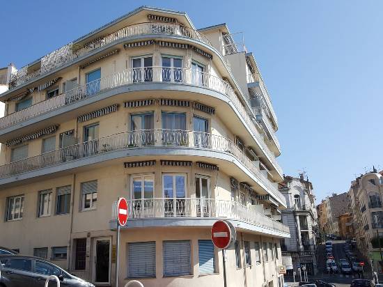 Location appartement, 55 m2, 3 pièces, 1 chambre - apparetement-3p avec balcon