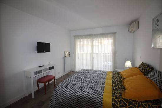 Location appartement, 80 m2, 3 pièces, 2 chambres - appartement-3p-terrasse