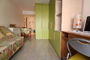 Location appartement, 25 m2, 1 pièces, 1 chambre - sejour avec verenda-1p