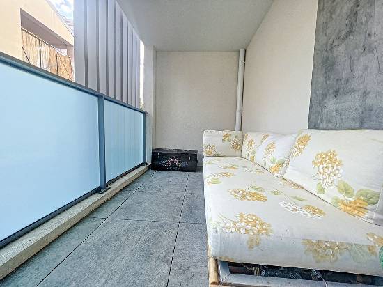 Location appartement, 40 m2, 2 pièces - location vide eglise russe