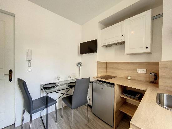 Location appartement, 14 m2, 2 pièces - studio meublé nice nord