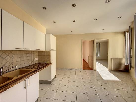 Location appartement, 67 m2, 3 pièces, 2 chambres - riquier delfino - location 3p vide