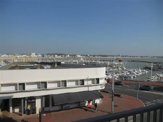 Location appartement vue sur le port de royan.