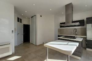 Location appartement, 43 m2, 2 pièces, 1 chambre - 2p 44m² + balcon - petit juas