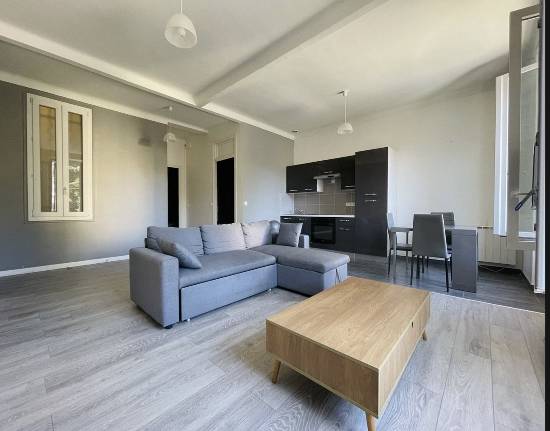 Location meuble a l'annee - Cannes
