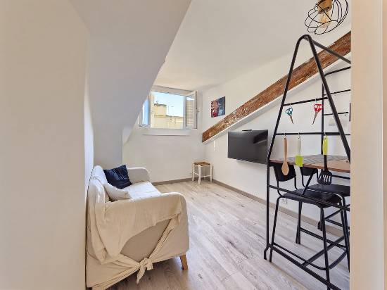 Location appartement, 25 m2, 2 pièces, 1 chambre - 2p meublé - nice - gare centre ville