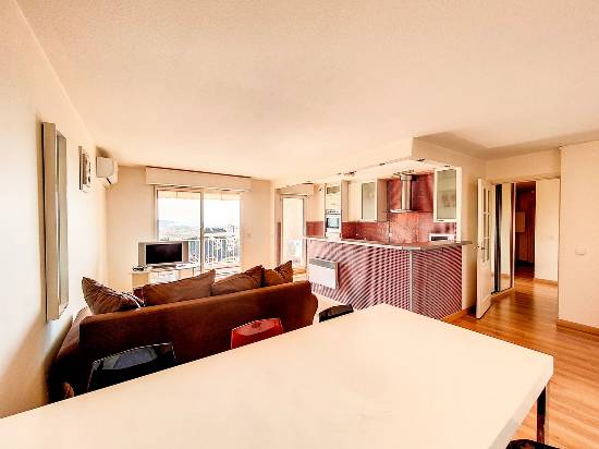Location appartement, 67 m2, 2 pièces, 1 chambre - location 2p meublé - bas st pierre de fer
