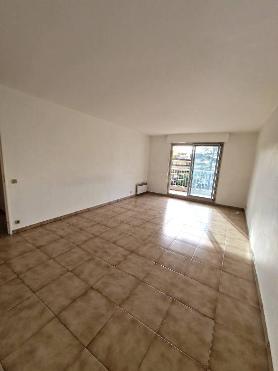 Location appartement, 67 m2, 3 pièces, 2 chambres - 3 pieces - 8 avenue pauliani