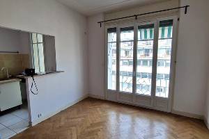 Location appartement, 31 m2, 1 pièces - studio - 18 rue alberti